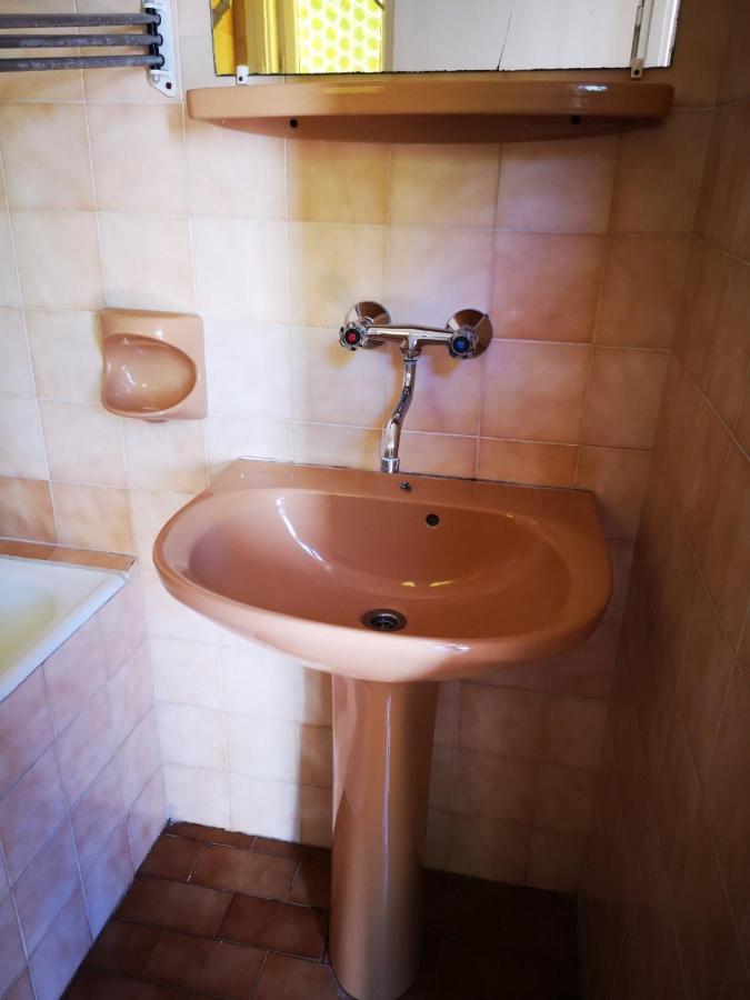 Beach Club Panzio Es Camping Aparthotel Zamardi Luaran gambar